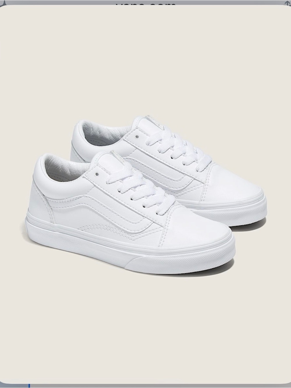 NIB VANS Old Skool Leather Truewhite W 6.5 / M 5